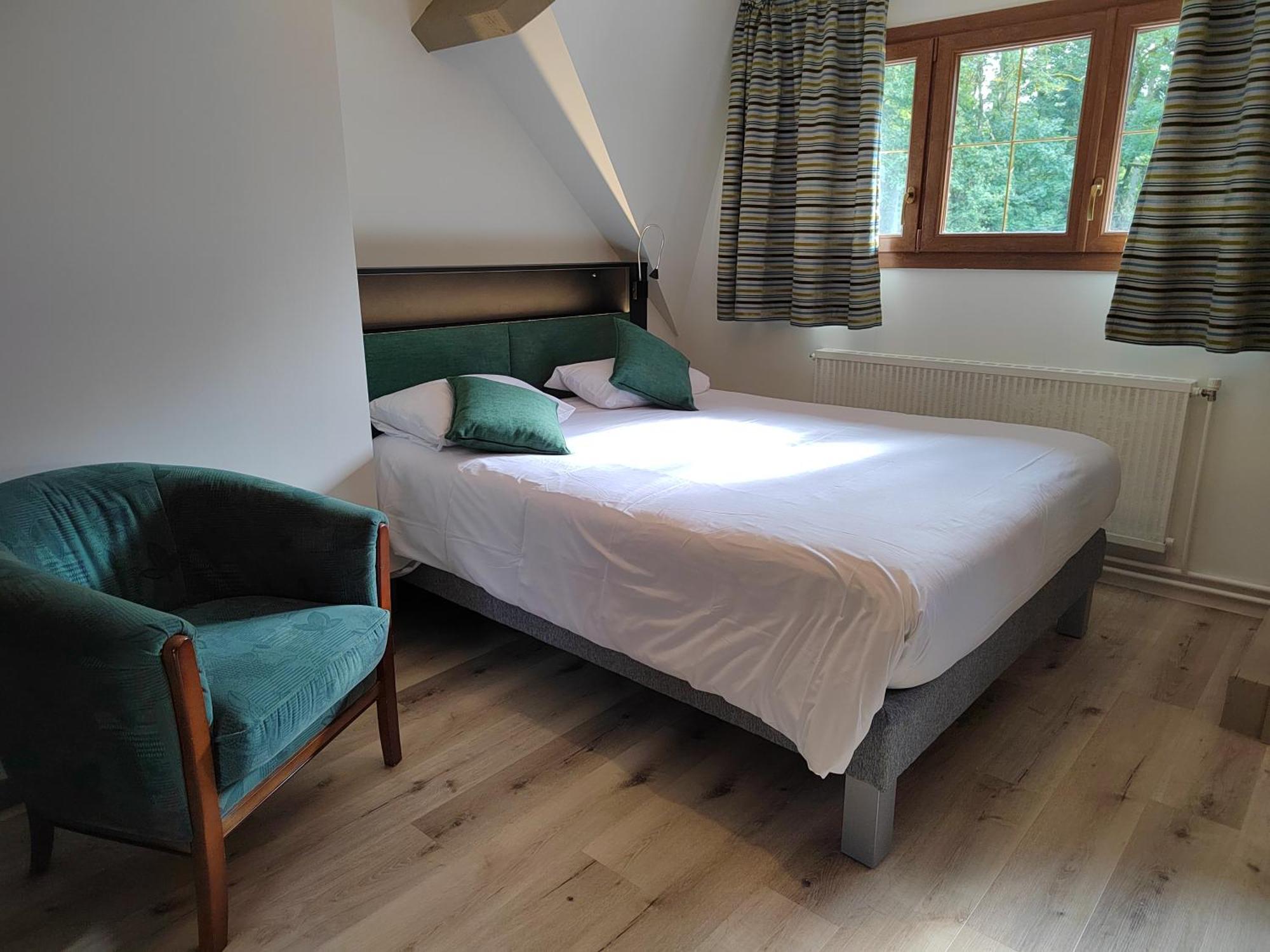 Relais Saint Michel Villegusien-le-Lac